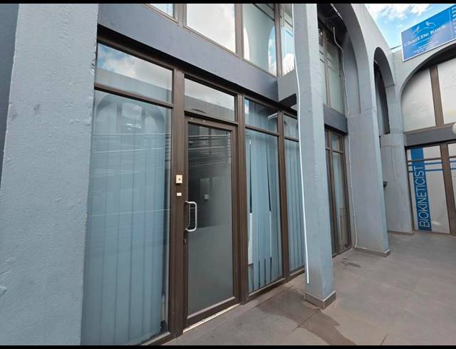 BUSINESS PROPERTY TO RENT IN MURRAYFIELD